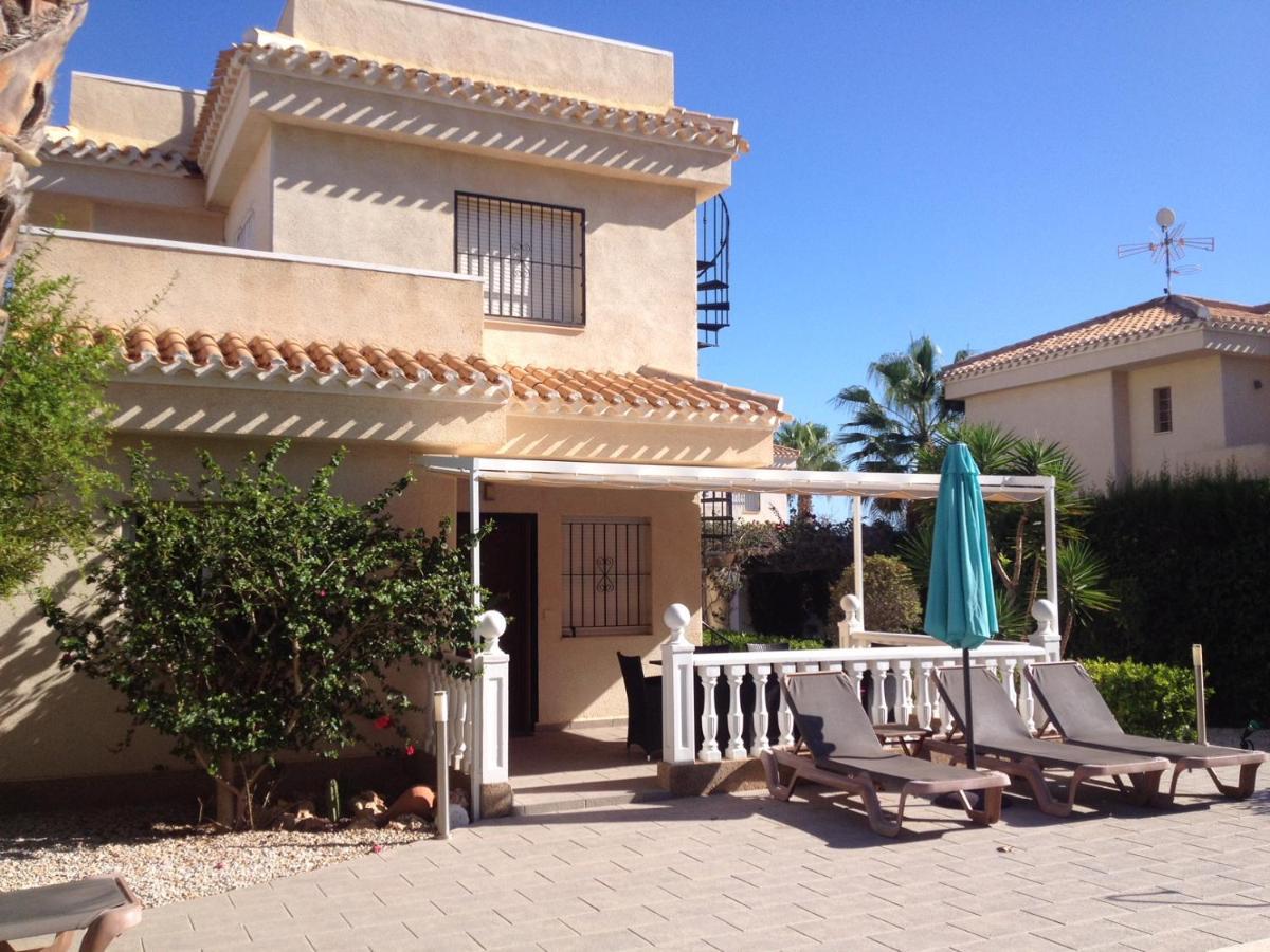 17 Vistamar Playa Flamenca Villa Buitenkant foto