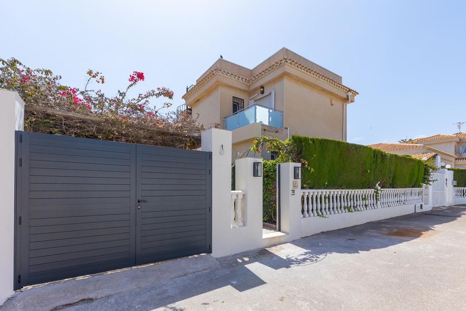 17 Vistamar Playa Flamenca Villa Buitenkant foto